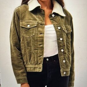 PacSun Sherpa Corduroy Trucker Jacket Army Green Women’s Sz. Small